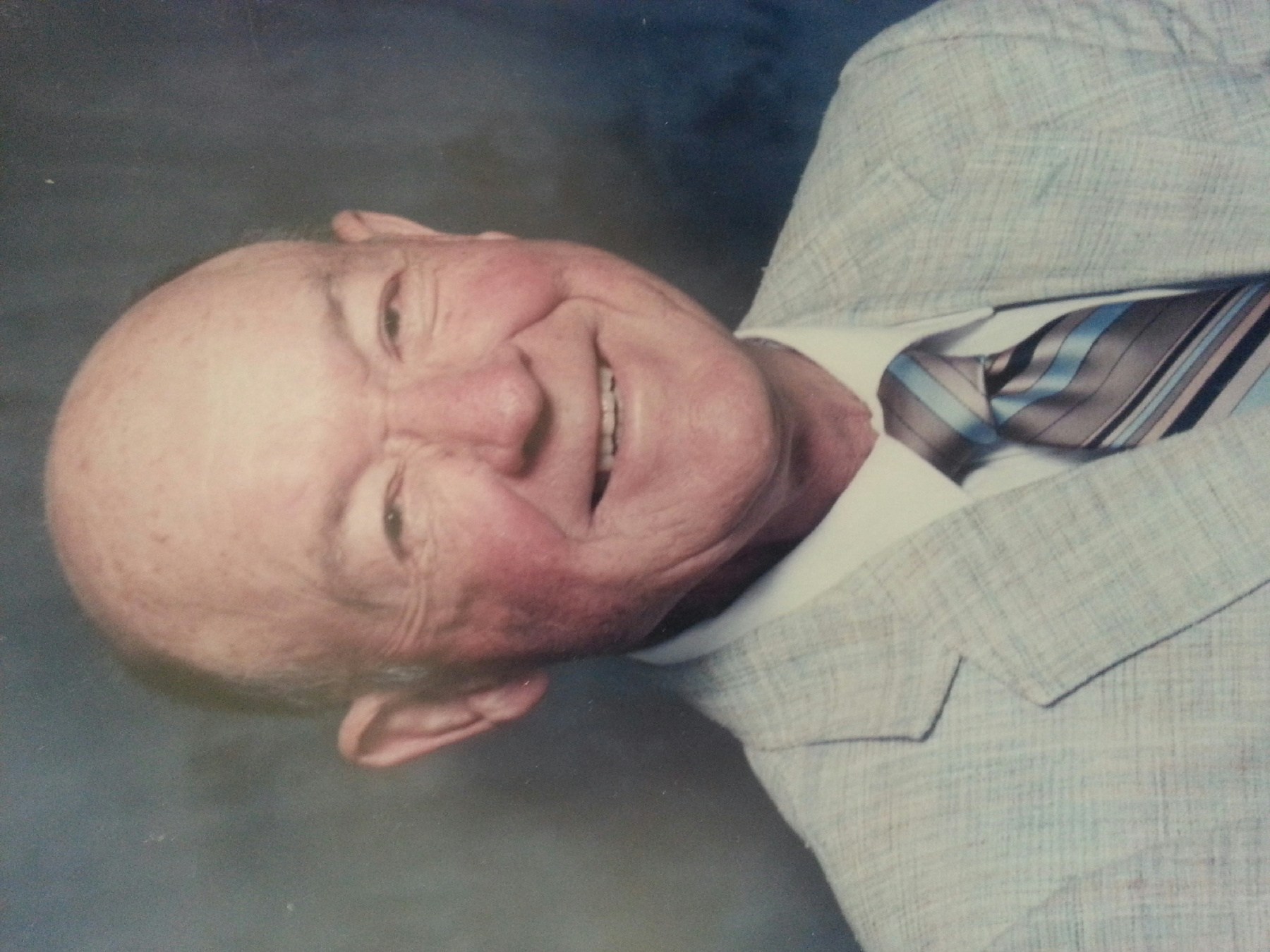 Obituary of Russell T Swain