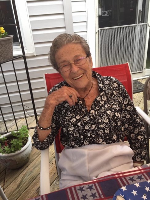 Obituary of Berta Hertz