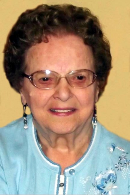 Obituario de Lorraine Elizabeth Corey