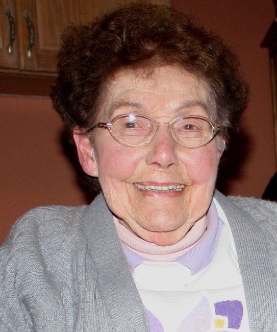 Obituary of Shirley D. Rood      "Grandma Topper"