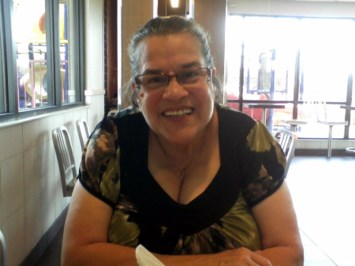 Obituary of Evelyn Burgos