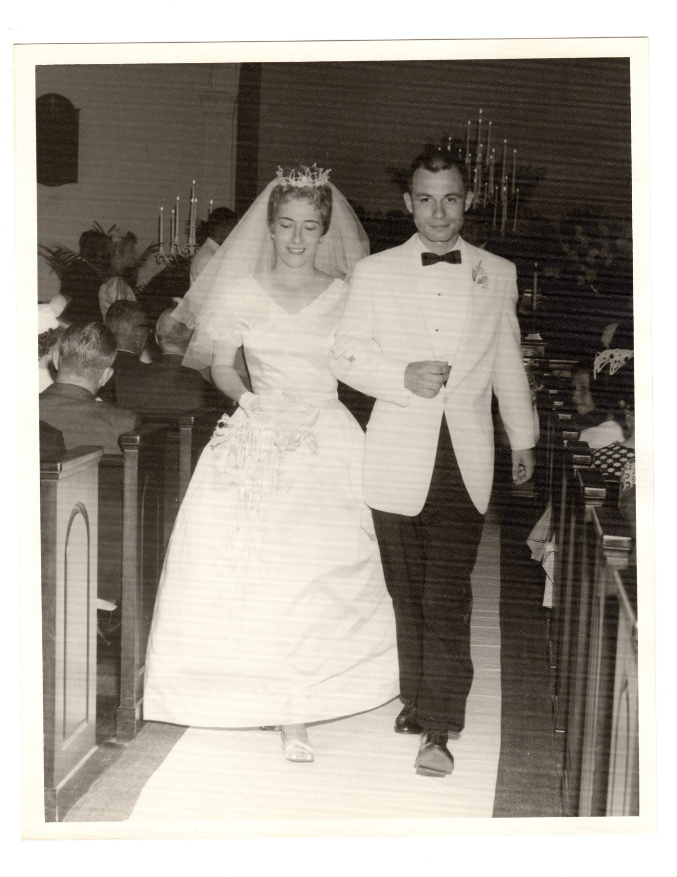 Avis de décès de Joyce Roberts Beach