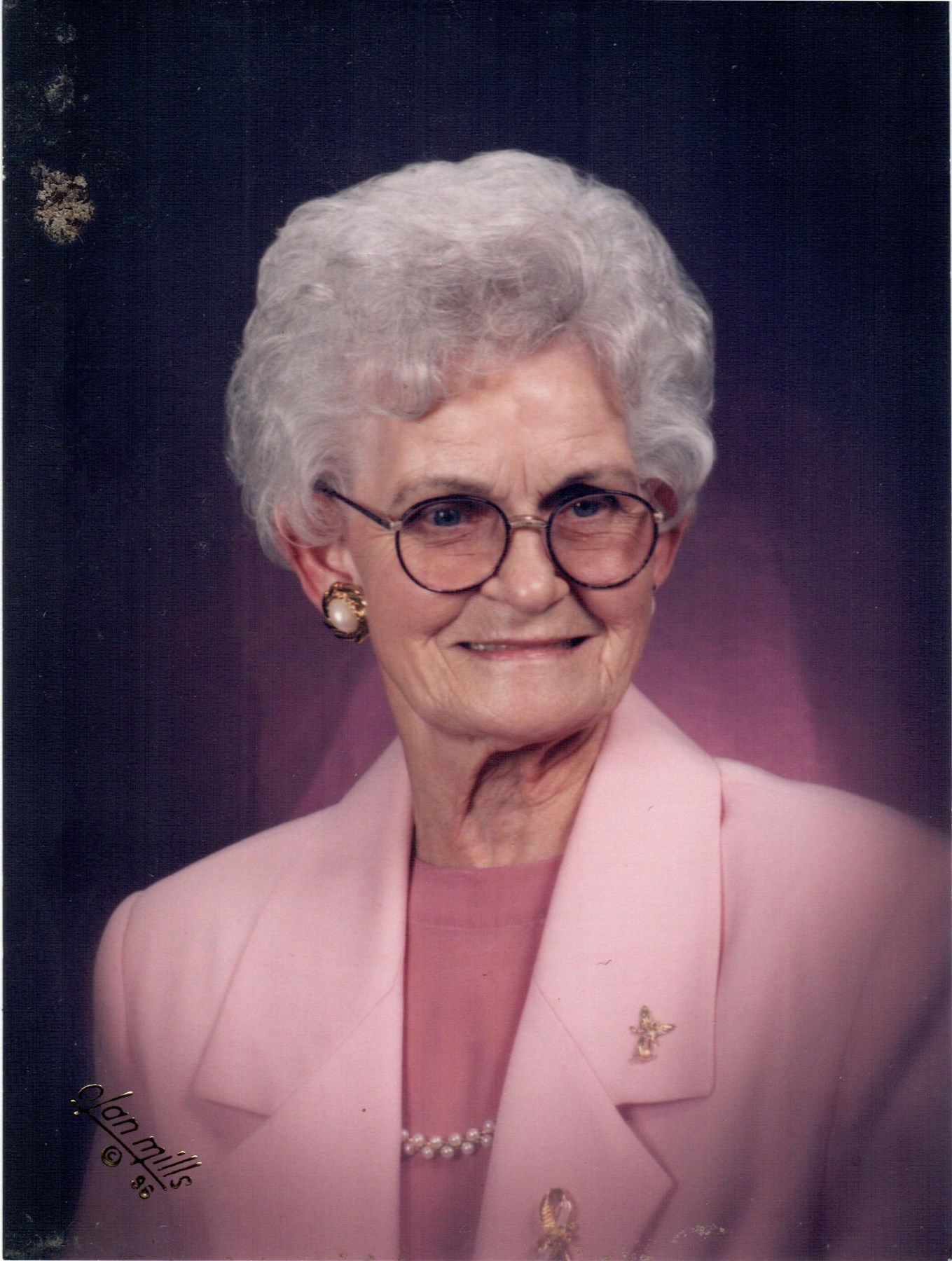 Obituary of Minerva "Minnie" Kuttner