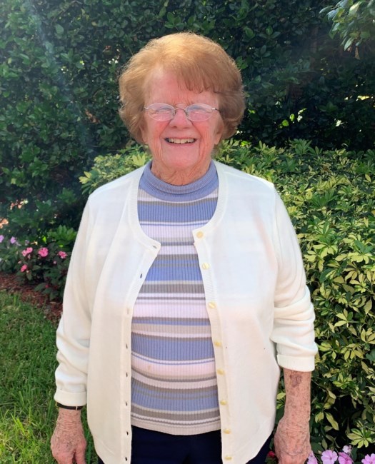 Obituary of Helen J Gelo