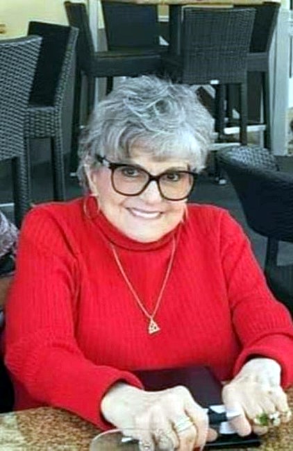 Obituario de Betty Young