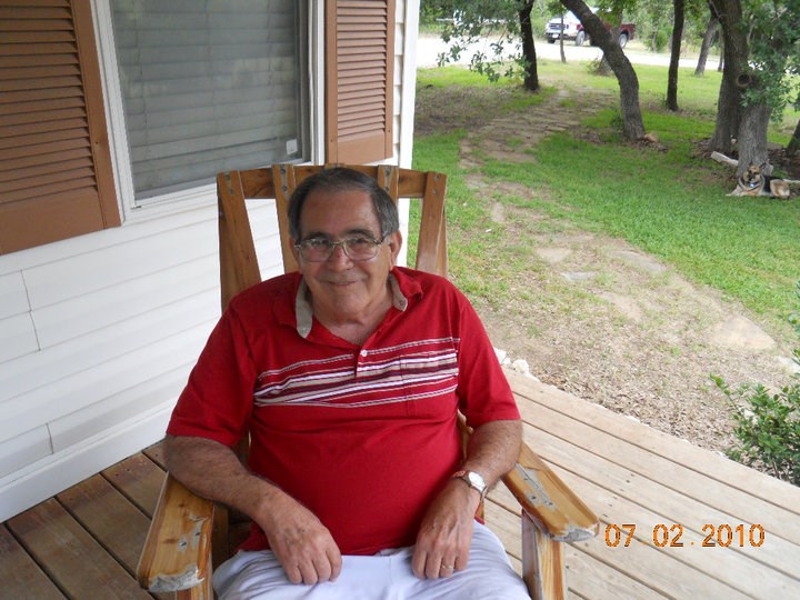 Obituary of Laurencio "Bob" Roberto Garza