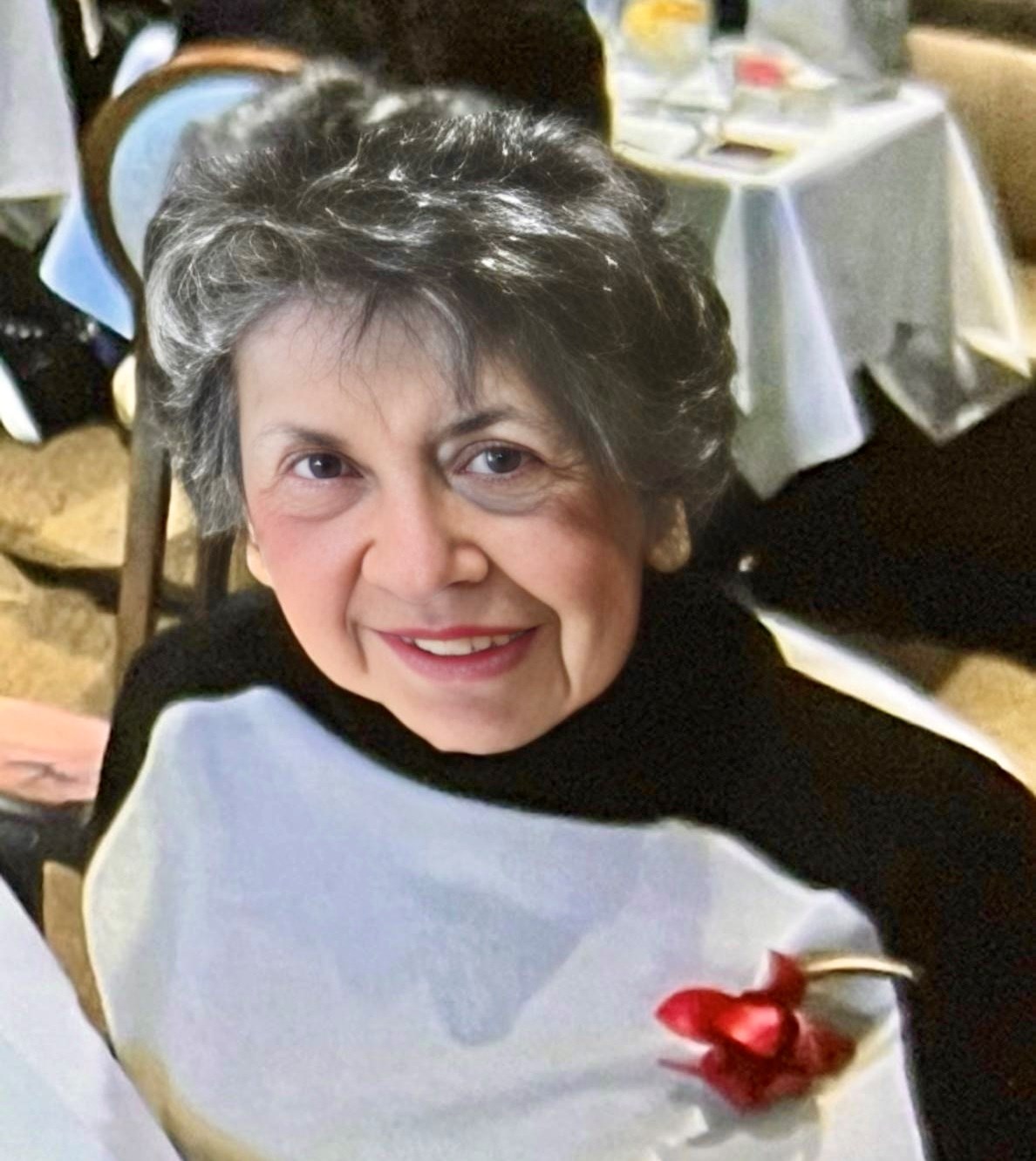 Obituary of Roslyn Shirley Isaacs