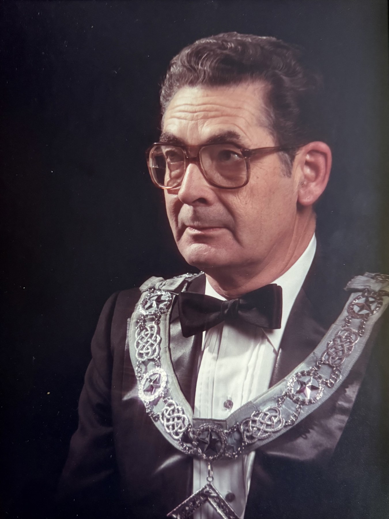 Obituario de William Raymond Williams (Ray)