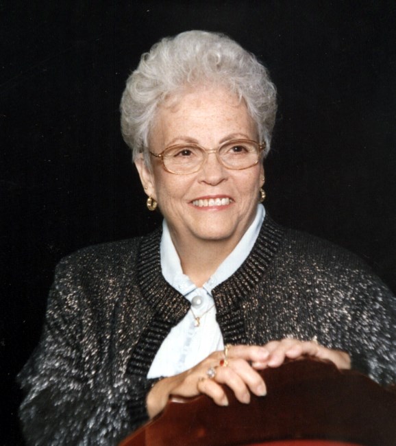 Obituary of Faye Robertson Holley