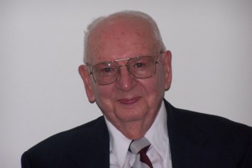 Obituary of Kurt H. Niedringhaus