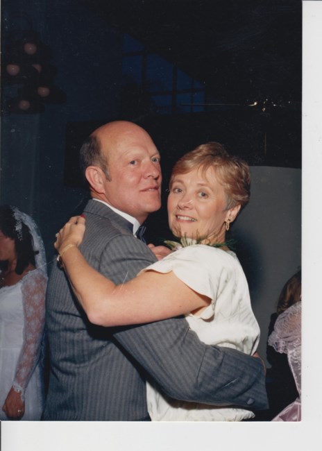 Obituario de Nancy Elaine Hartz