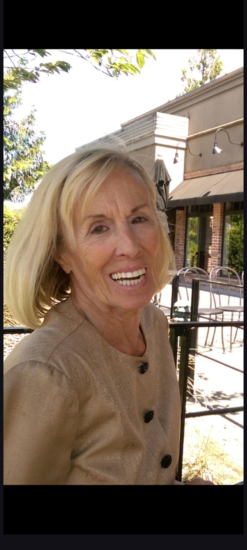 Obituary of Betty Louise Daub