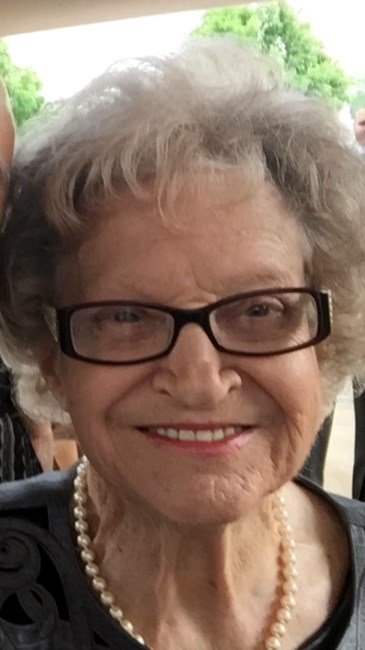 Obituary of Betty "Beebe" Mae Edmunds