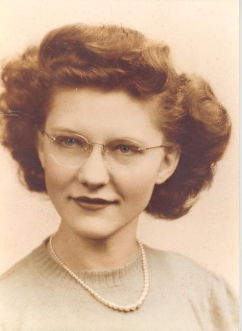 Obituary of Emily Komlossy