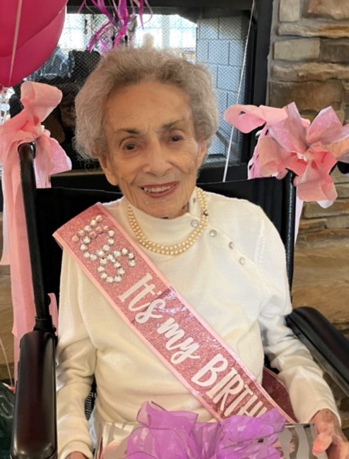 Obituary of Hilda Maria Socorro Gomez Llovera Wynne