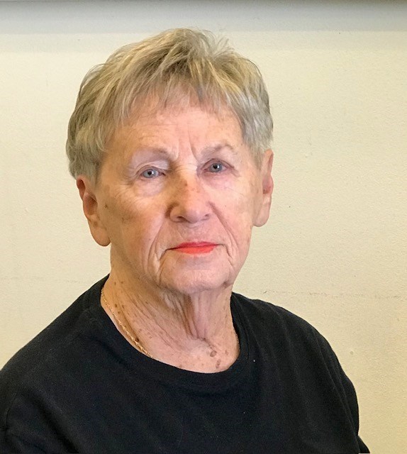 Obituary of Felicia E. Valus