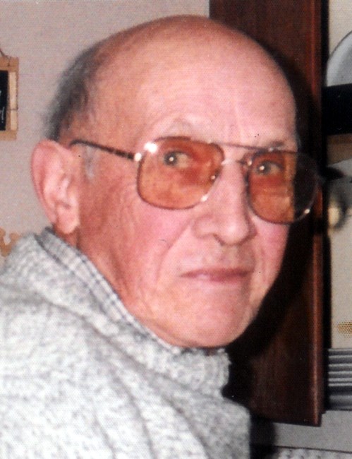 Obituario de William J. Myre