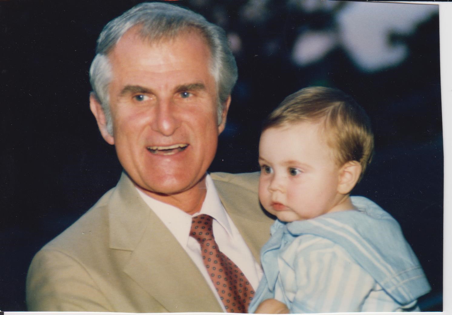 Obituary of Henry James Askew Jr.