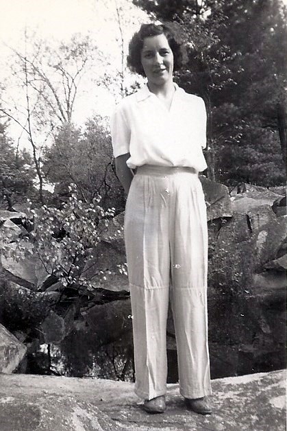 Obituary of Inez V Smith