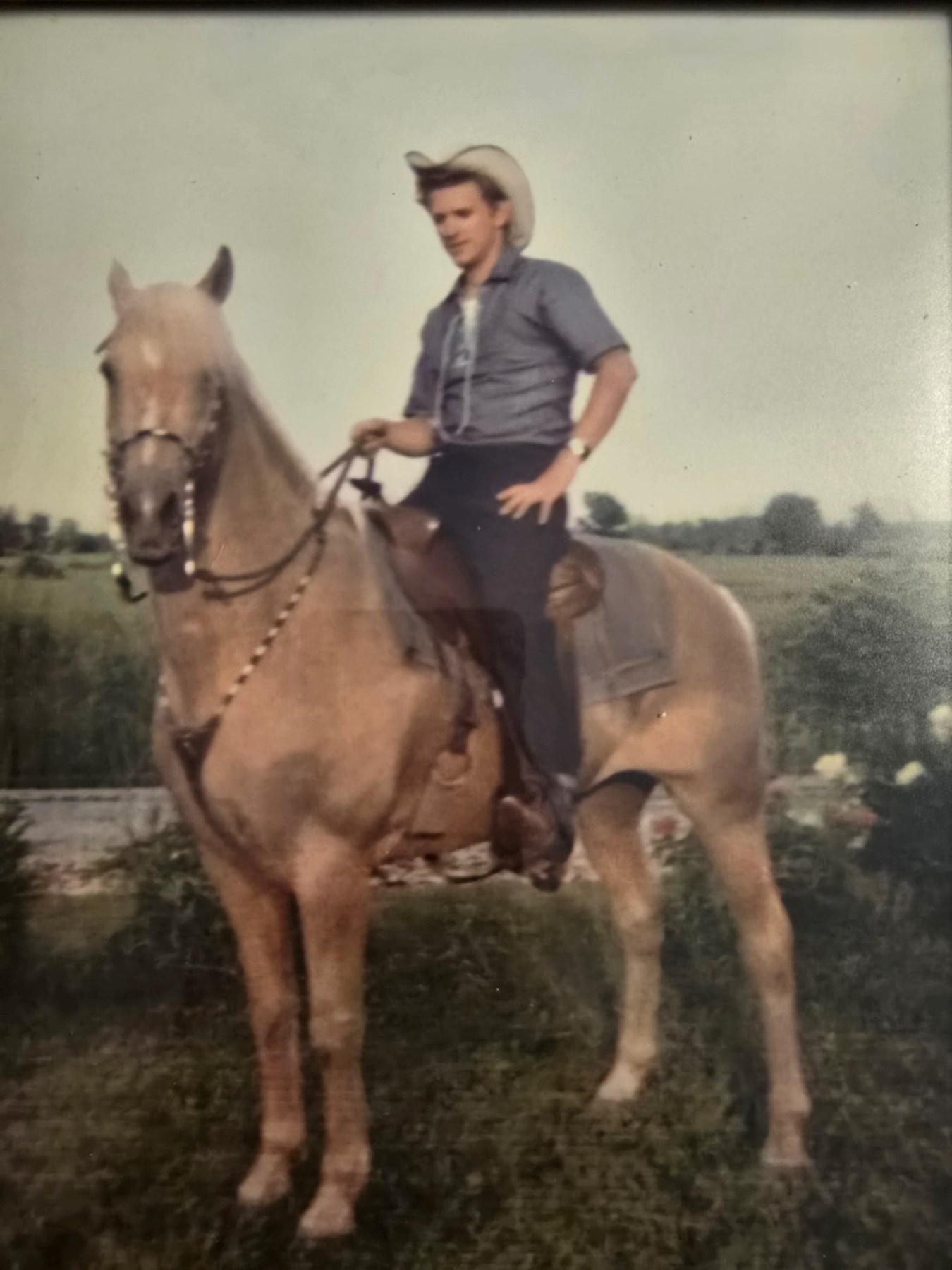 Obituary of Ernest "Carl" Martin