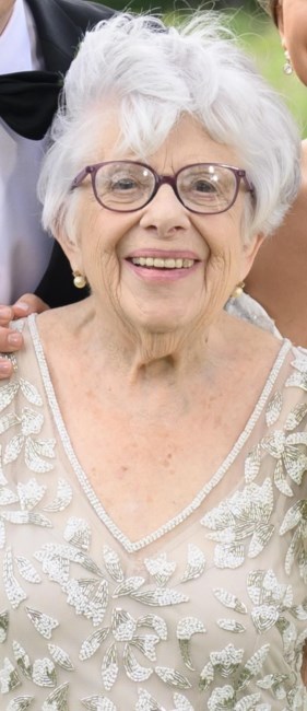 Avis de décès de Helen Edith Franklin