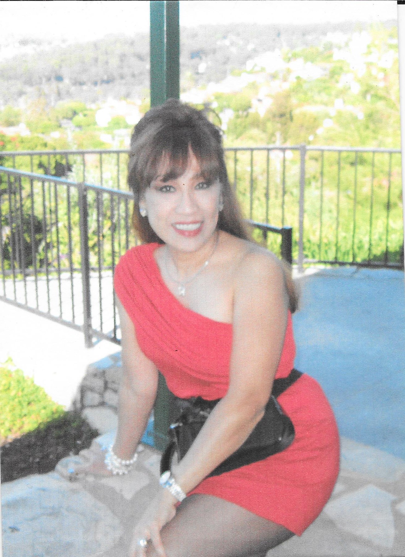 Obituary of Ivonne Maravilla Long