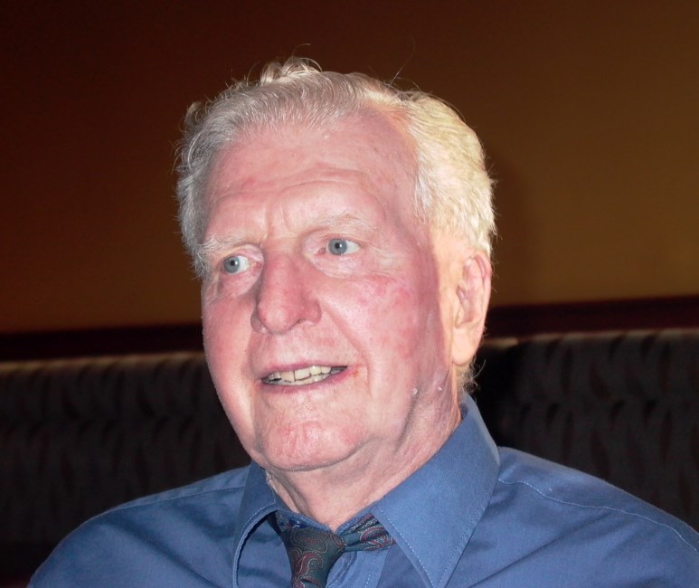 Obituary of Leslie Alexander Davis