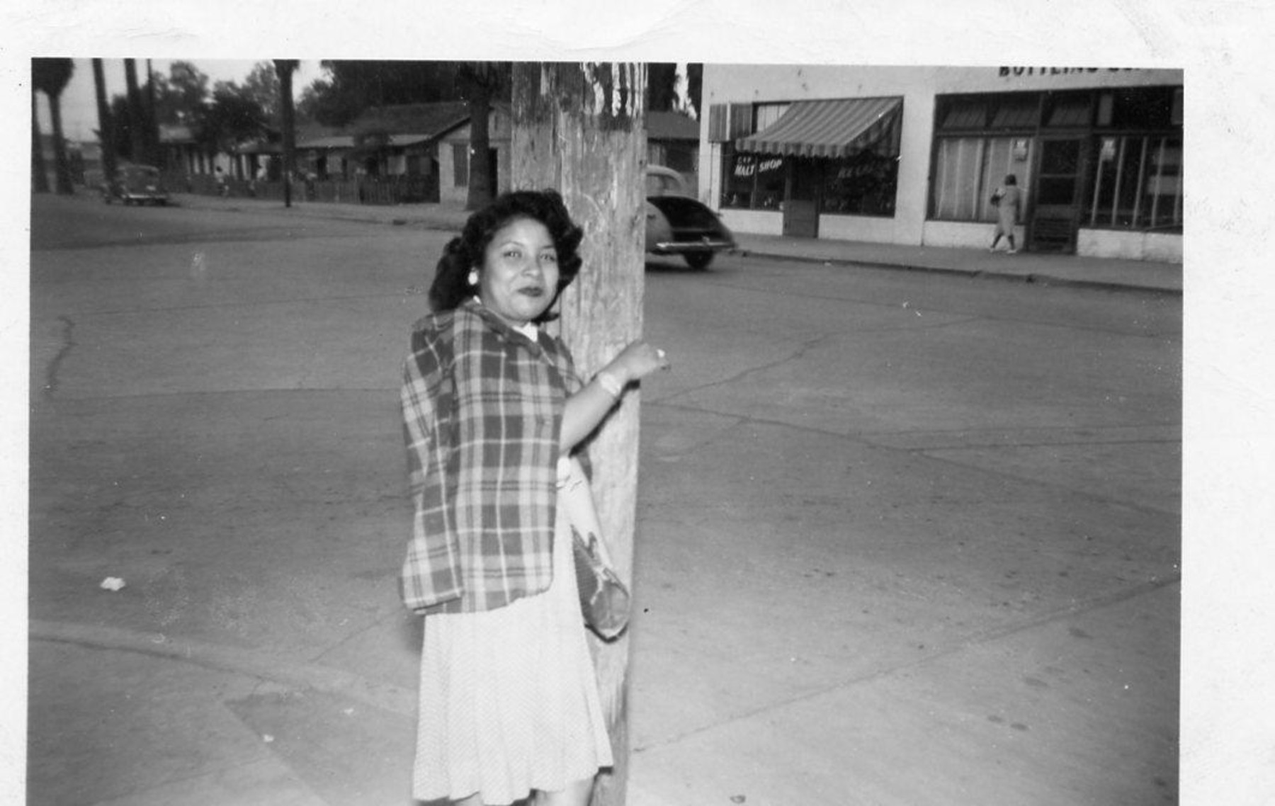 Obituary of Nellie Ybarra Salazar