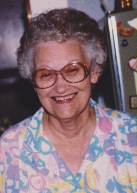 Obituary of Wanda V. (Holloway) Farris Houser