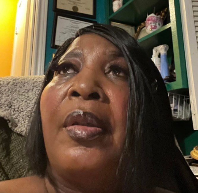 Obituario de Janice Louise Austin-Douglas