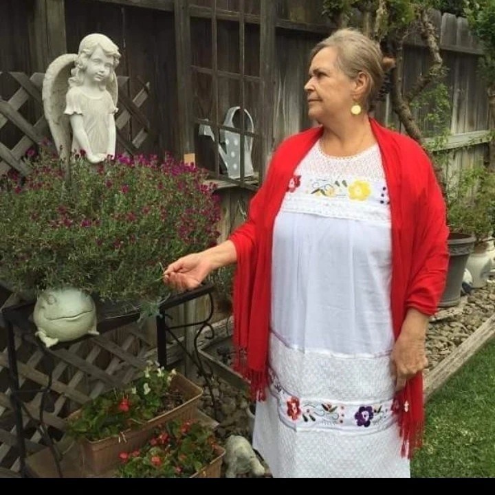 Obituary of Adela Cintora Diaz