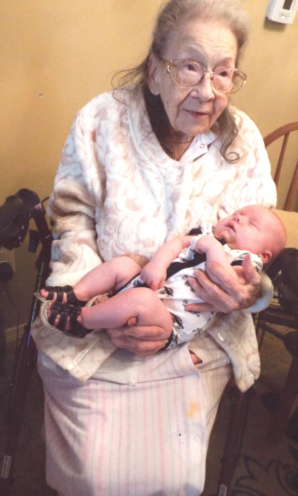 Obituary of Rosalind Martha Hunter