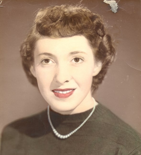 Obituary of Beverly Frances Snyder