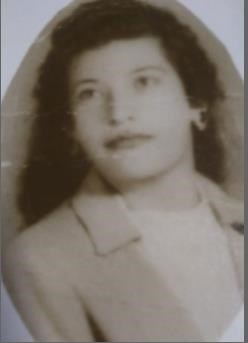 Obituary of Amelia De La Fuente