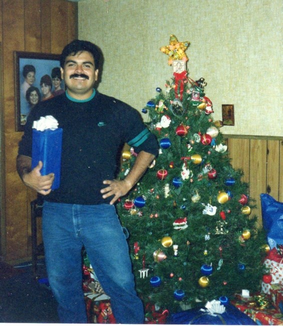 Obituary of Alex Banda Flores