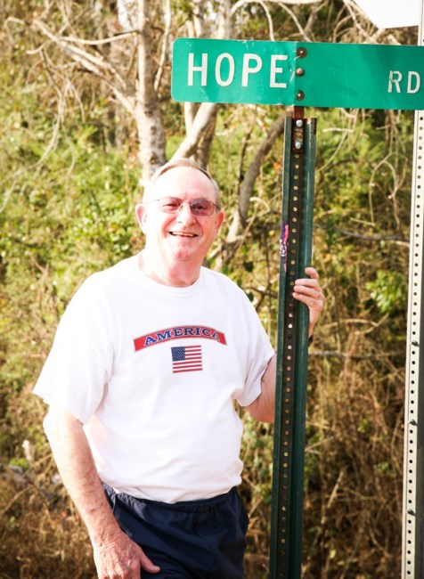 Obituario de John Donald Hope