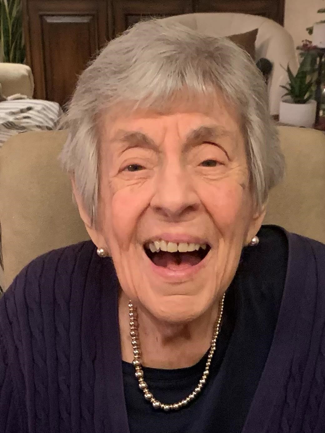 Obituary of Dolores Lee Hirson