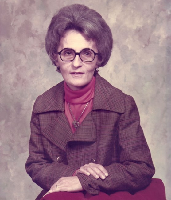 Obituary of E. Pauline Sawyer