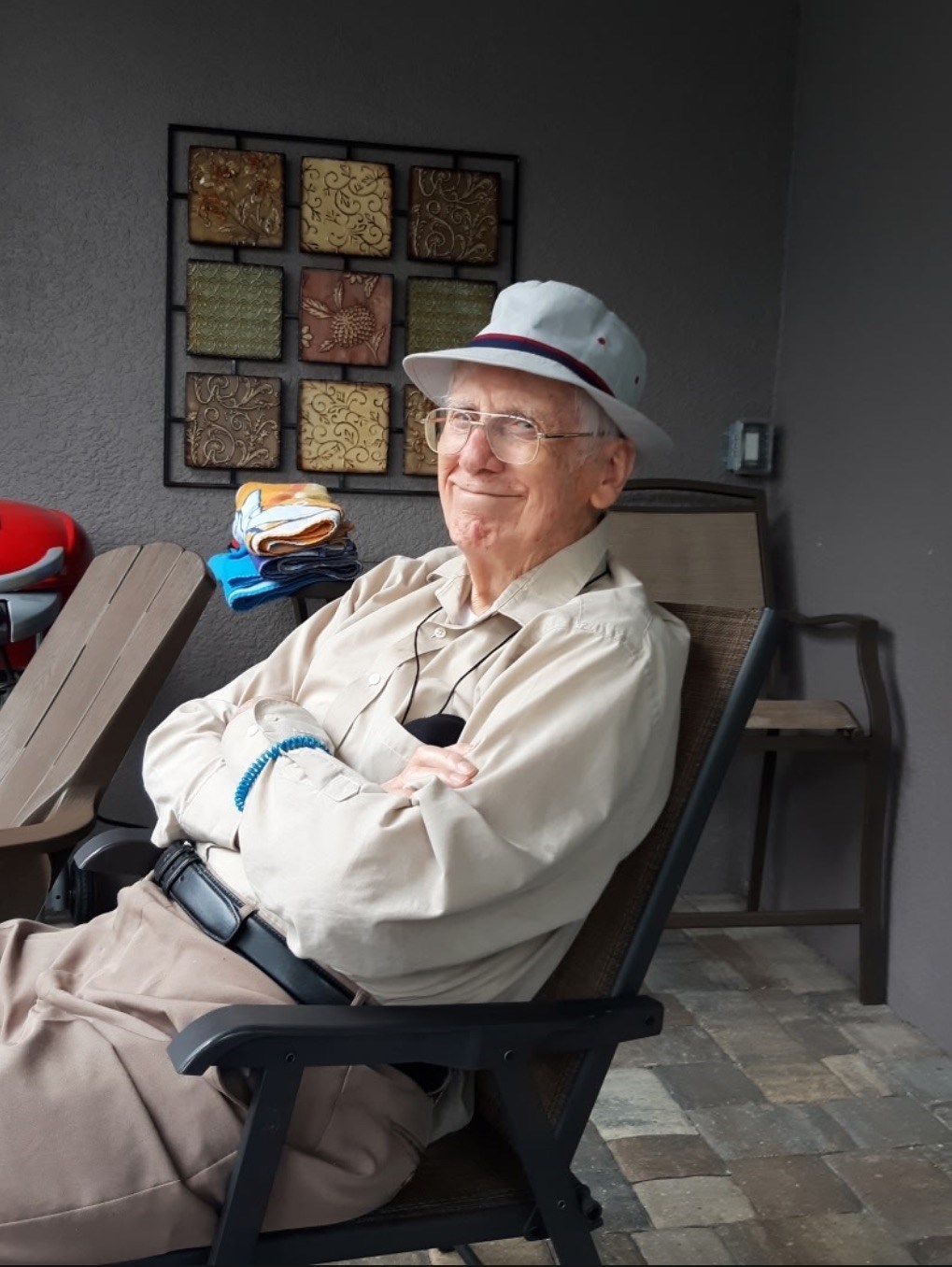 Obituario de Charles R. Brown