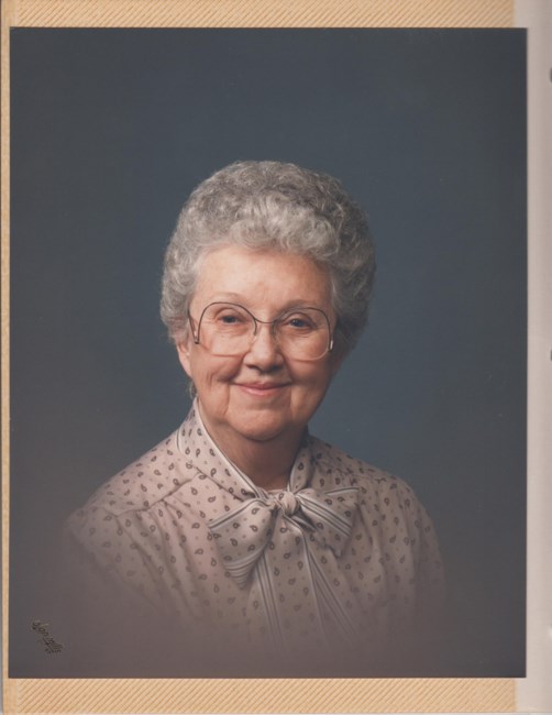 Obituary of Evelyn W Hurst