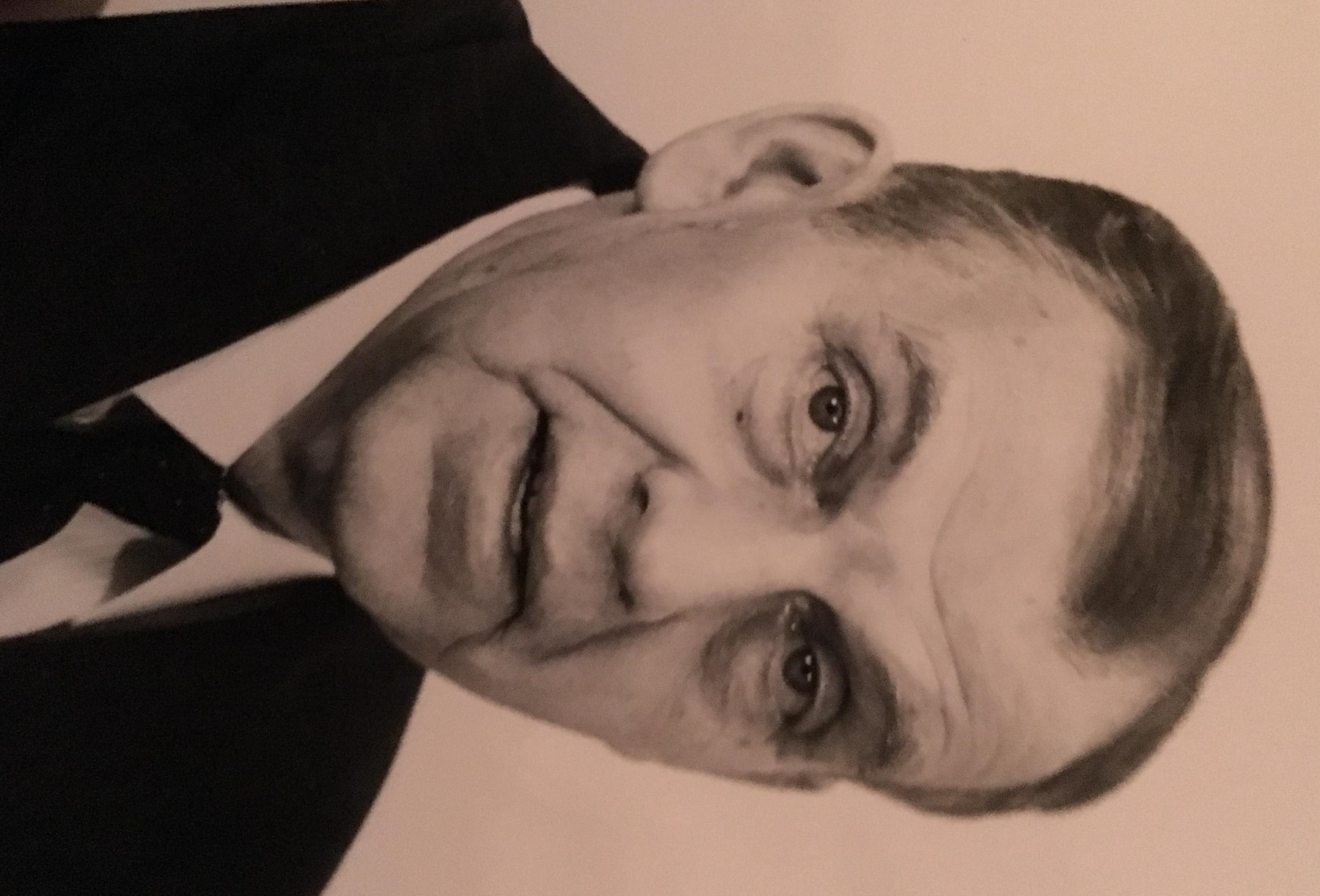 Obituario de James W. Jones Sr.