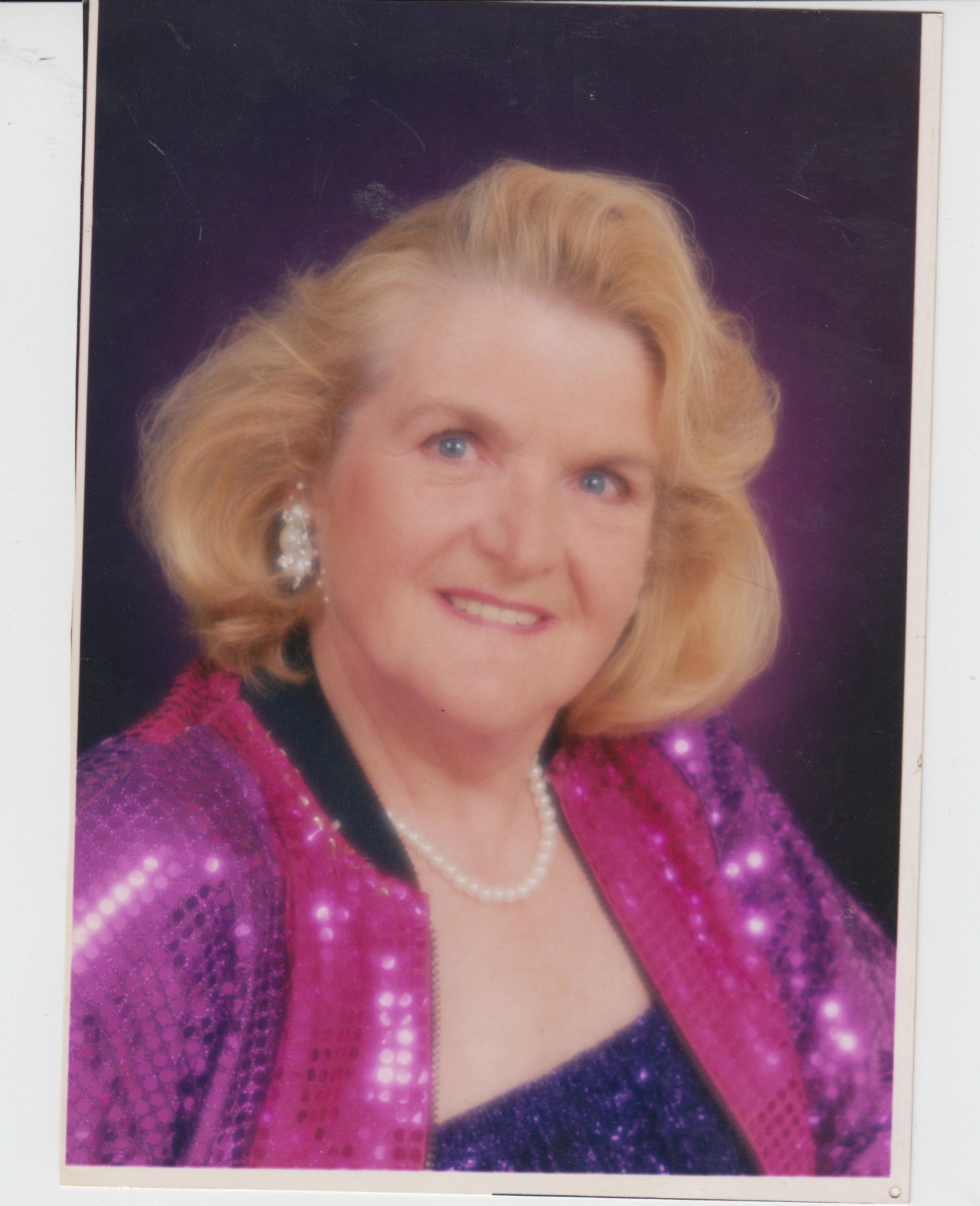 Obituary of Gerda Suckow Senner