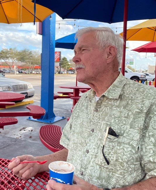 Obituary of Joe Hollenback