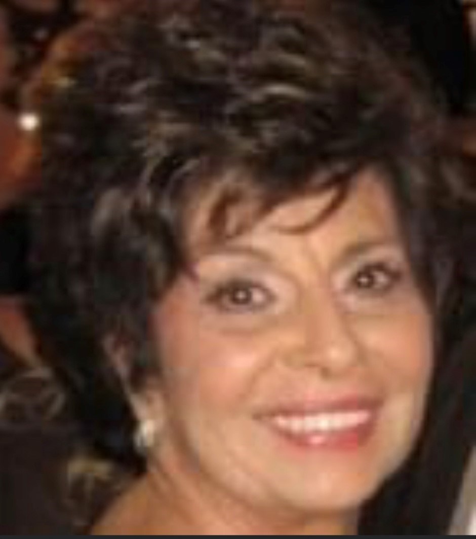 Obituary of Esther Manfredi