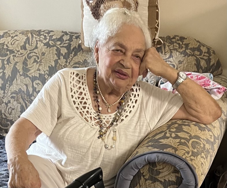 Obituary of Winnifred Gertrude Aubin