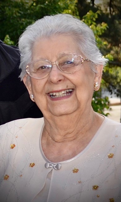 Obituary of Carmen Cuervo-Arango