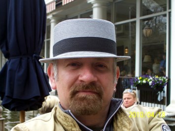 Obituary of Richard John Edward Oxenham