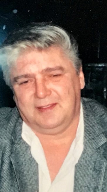 Avis de décès de Léo Robert Vezeau