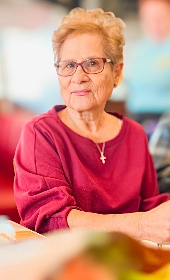 Obituary of Amparo Josefine Lopez