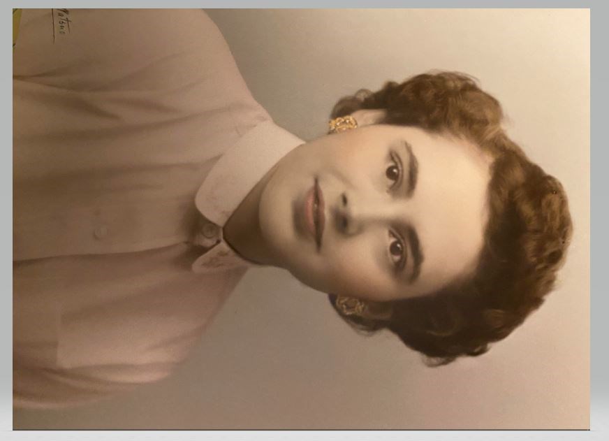 Obituary of Loanne Carroll